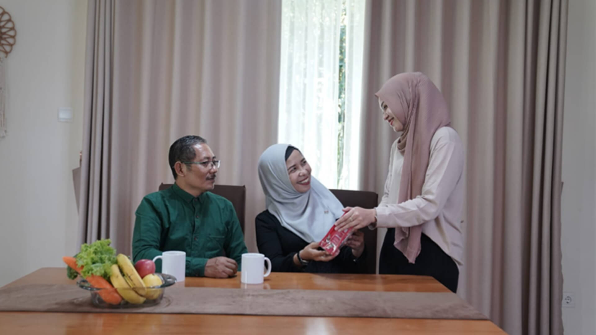 keluarga-menuju-sehat-plus-plus1